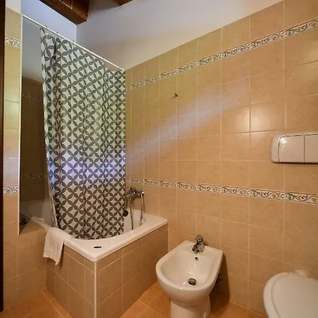 Alloggio per agriturismo La Valle Dei Bronzetti