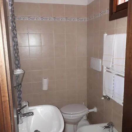 La Valle Dei Bronzetti ファームステイ