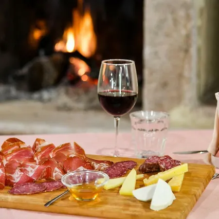 La Valle Dei Bronzetti *