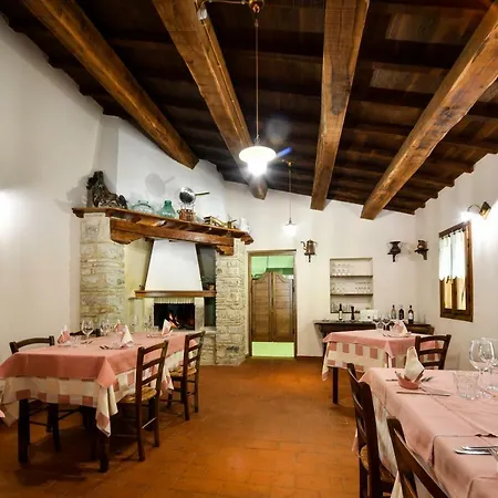 La Valle Dei Bronzetti ファームステイ