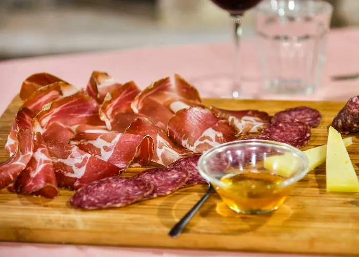 La Valle Dei Bronzetti