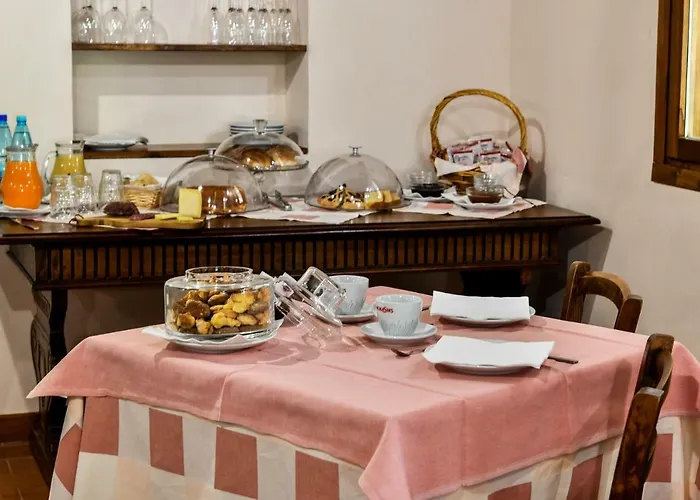 La Valle Dei Bronzetti مزرعة للإقامة *