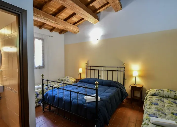 مزرعة للإقامة La Valle Dei Bronzetti كاشا