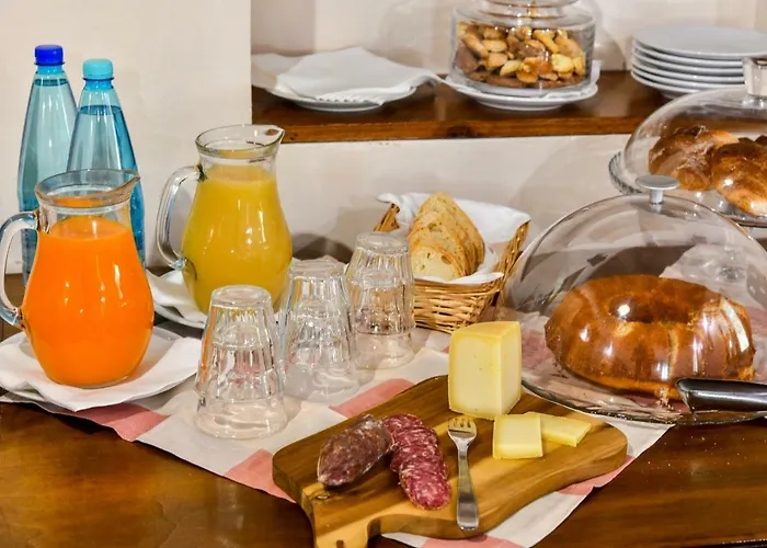 La Valle Dei Bronzetti كاشا